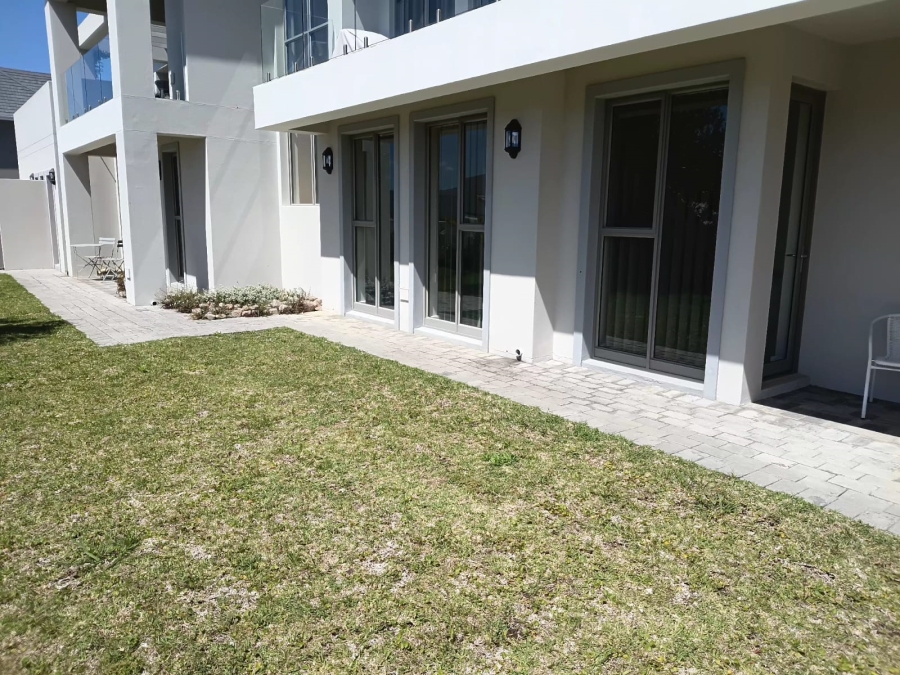To Let 1 Bedroom Property for Rent in Kraaibosch Western Cape
